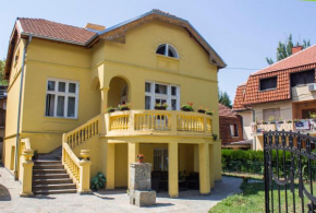  Guesthouse Vila Olivera  Нишка Бања